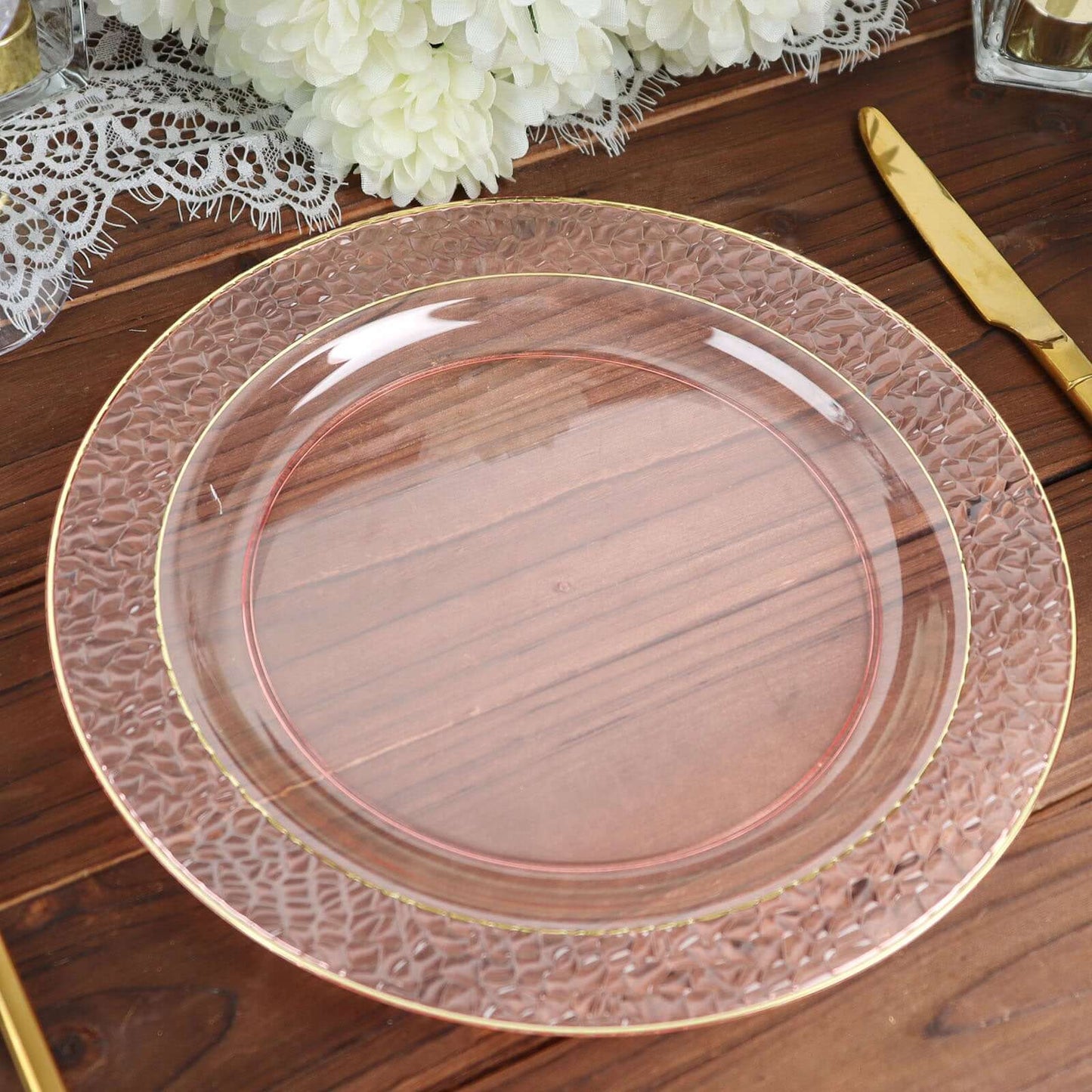 10 Pack Blush Hammered Design Plastic Dinner Plates With Gold Rim 10"